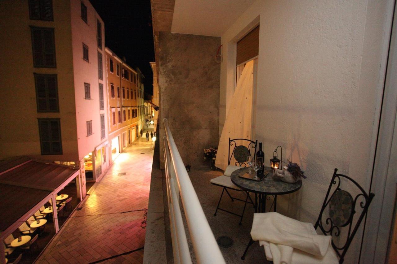 Vincent Apt. In Old Town Centre Ζαντάρ Δωμάτιο φωτογραφία